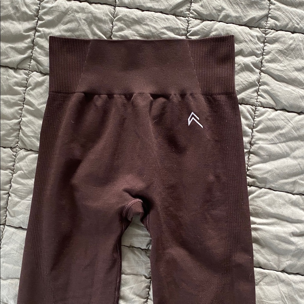 Oner Active Classic Seamless 2.0 Leggings in 70% Cocoa Marl Brown - Picture 4 of 11